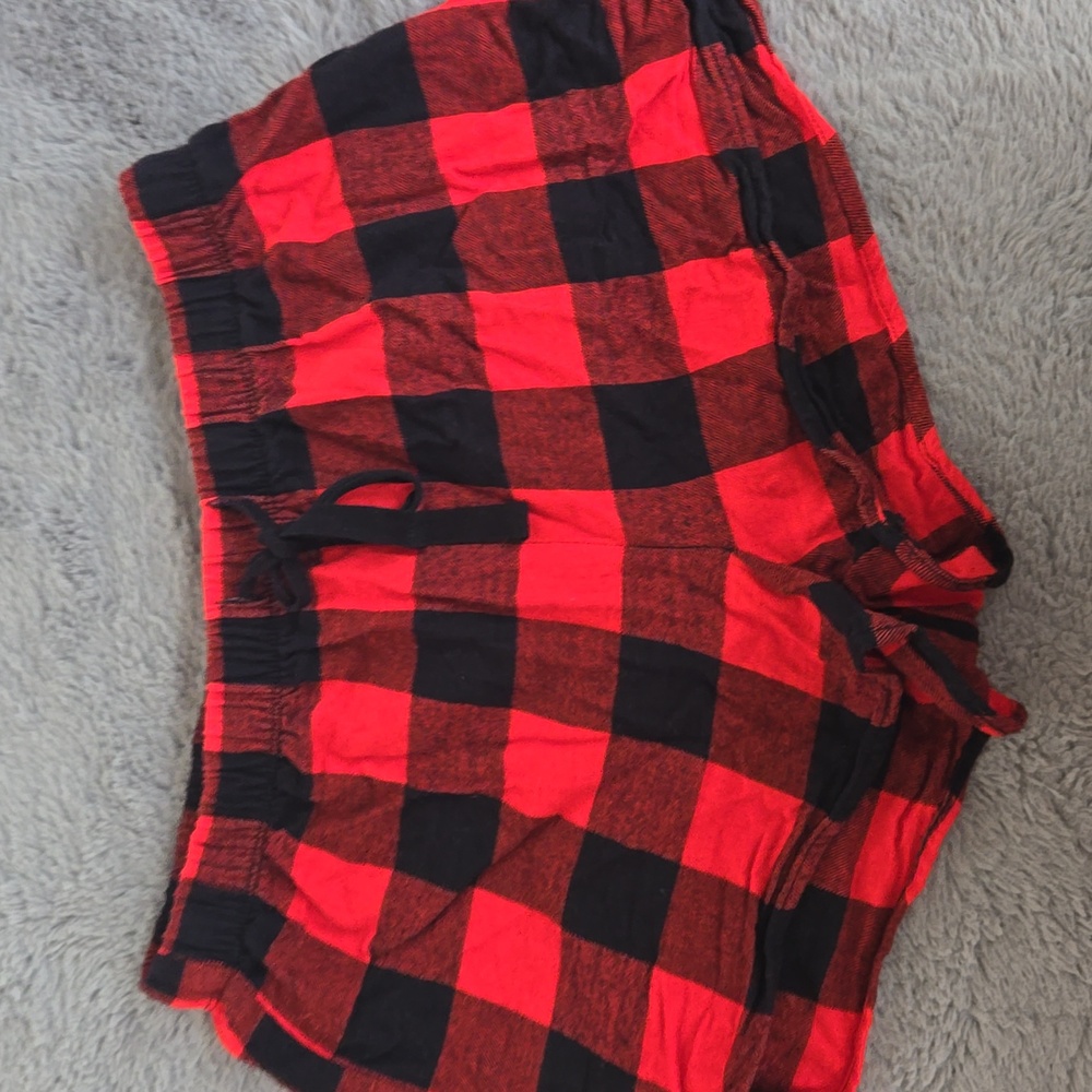 Black and red plaid Pj shorts, size M, brand new